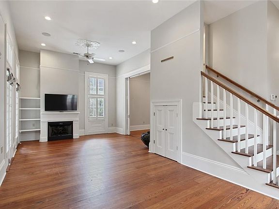 5th image of 4015-17 Perrier St