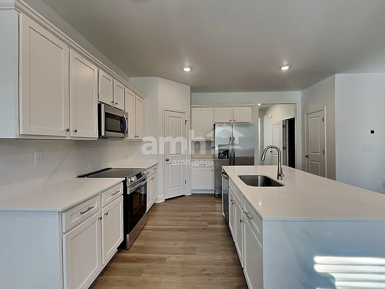 1499 Aquamarine Dr — Photo 3