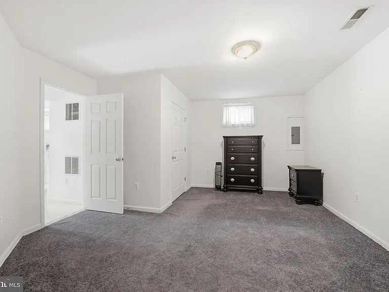 6355 Willowfield Way — Photo 46