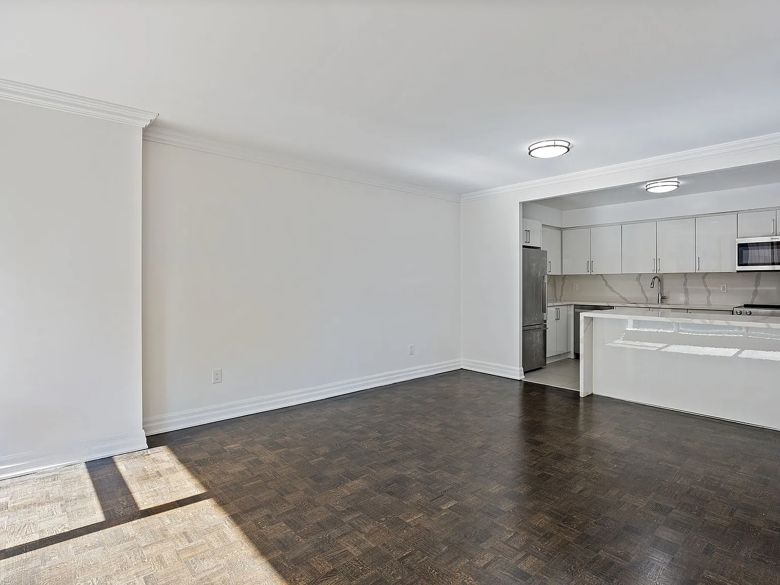 50 Prince Arthur — Photo 4