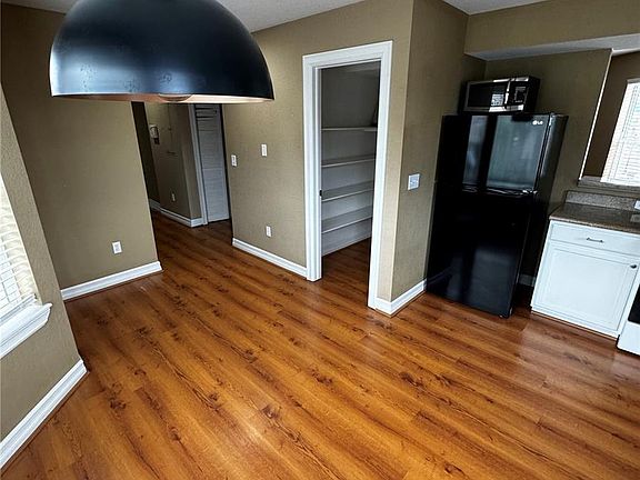 5th image of 750 32nd St