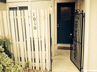 1010 Roundtree Ct, Sacramento, CA