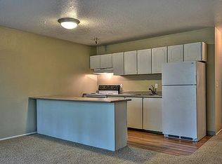 3030 SW 10th Ave APT 13, Portland, OR 97239