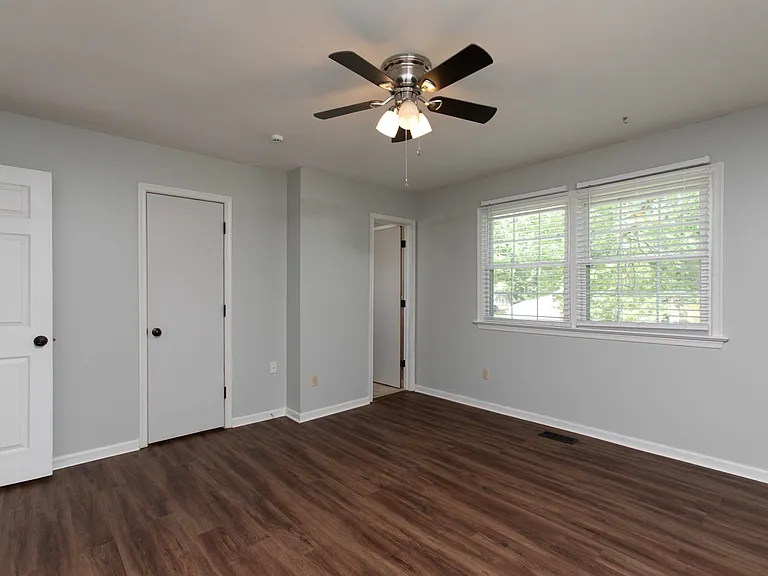 Primary suite