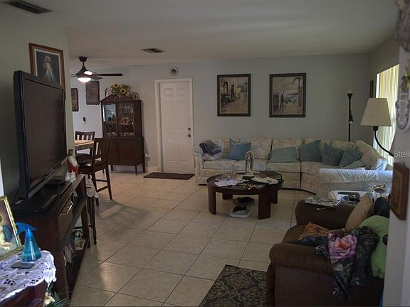 3rd image of 1158 Overcash Dr