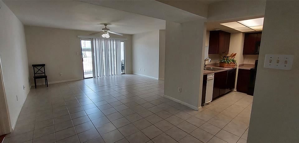 1st image of 2824 S Bartell Dr APT 9