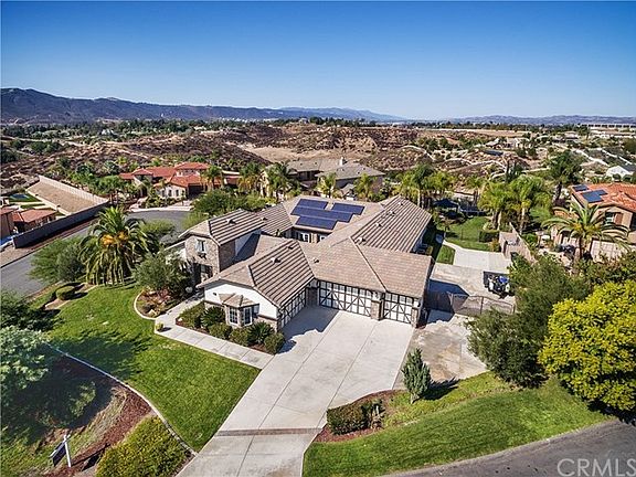 3rd image of 41243 Cresta Verde Ct