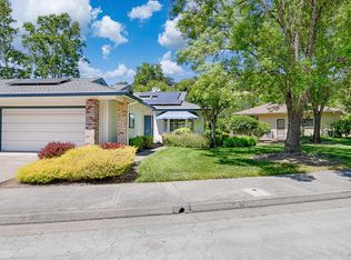 326 Stone Creek Cir, Santa Rosa, CA 95409
