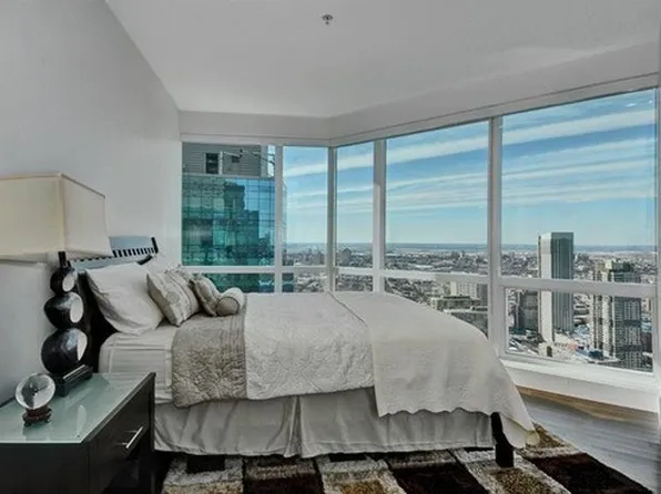 77 Hudson St APT 4802, Jersey City, NJ 07302