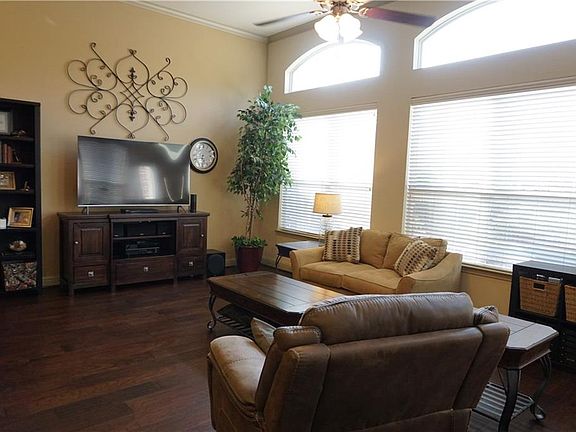 3rd image of 237 Milan St #402