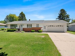 1302 2nd St, Kewaunee, WI 54216