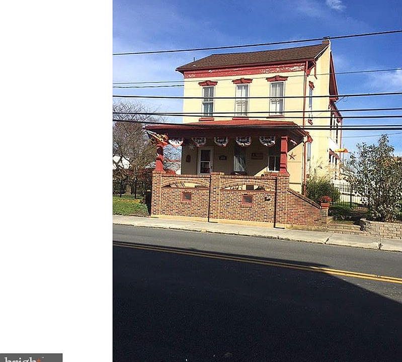 1st image of 2024 Main St