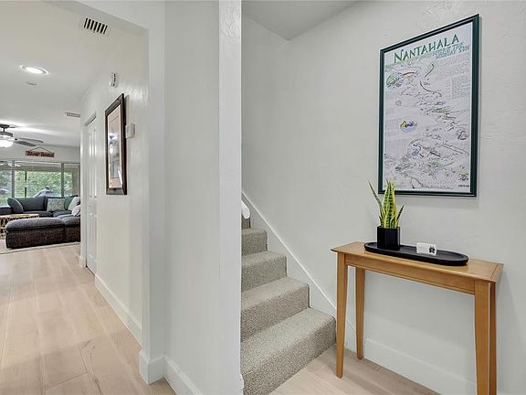 2nd image of 1637 SE PARADISE CIRCLE #106