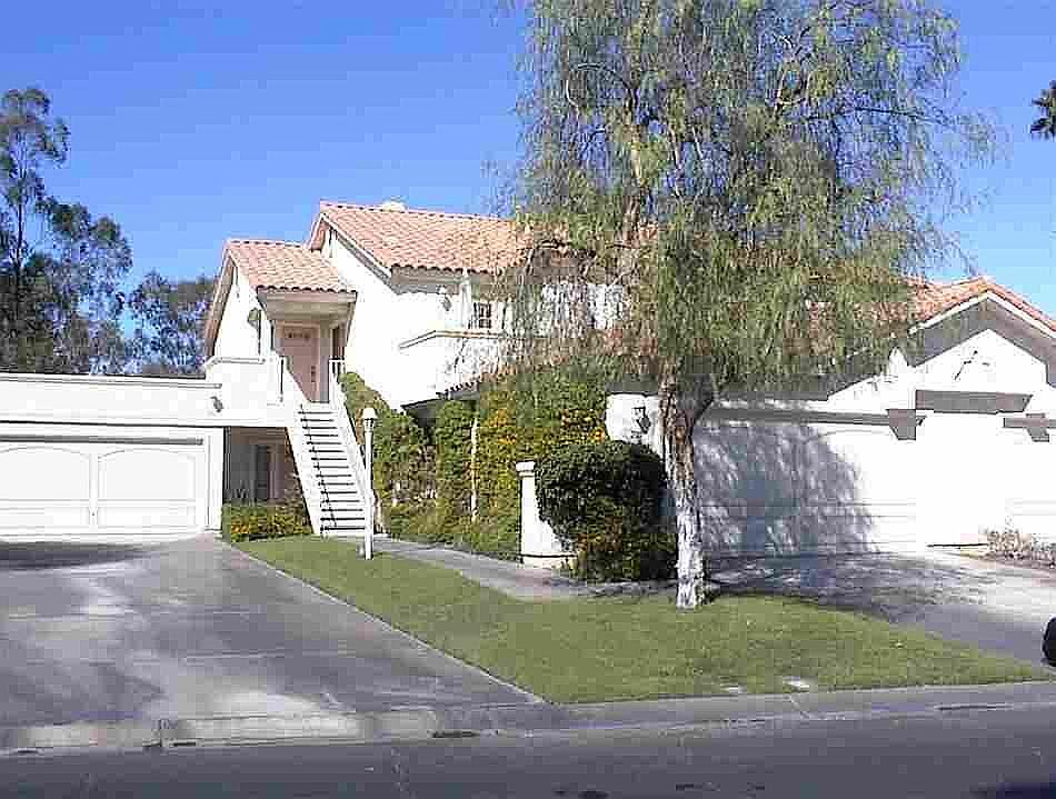 2nd image of 205 Desert Falls Cir #203