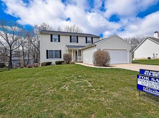 897 S Pine Hill Dr, Decatur, IL 62521