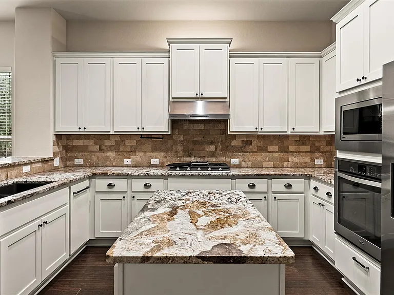 11704 Quintana Cv — Photo 17