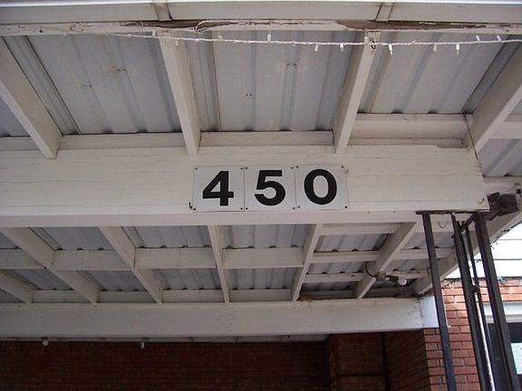 2nd image of 450 Holbrook Dr
