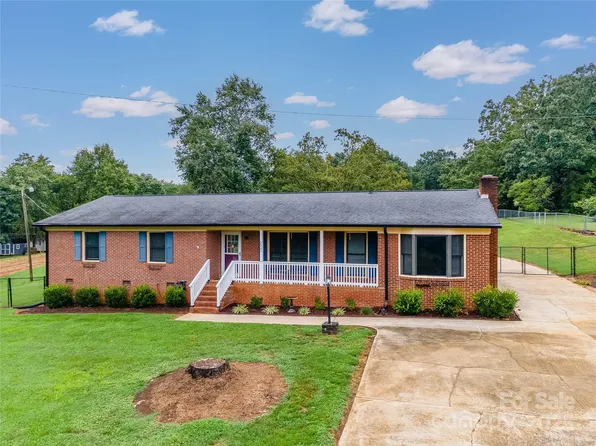 5527 Dallas High Shoals Hwy, Dallas, NC 28034