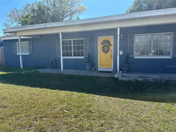 214 45th Ave NE, Saint Petersburg, FL 33703