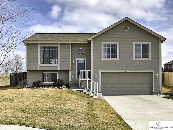 2nd image of 10312 S 27th Cir