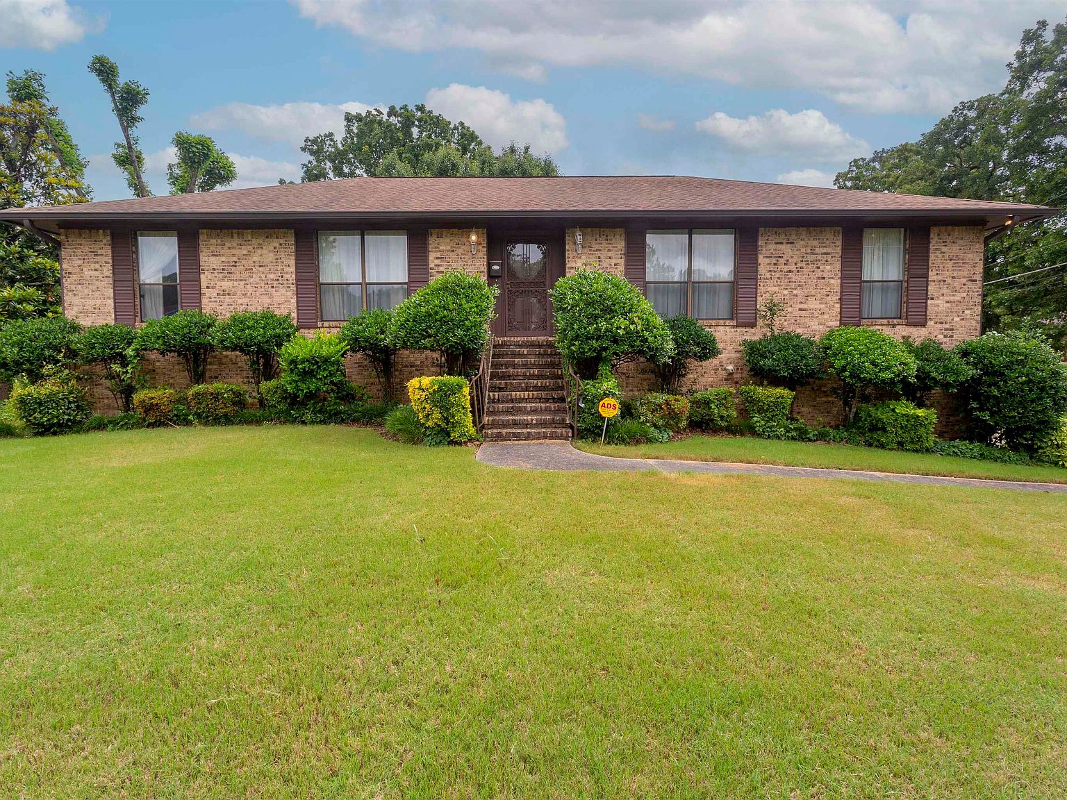 905 Dana Dr, Fairfield, AL 35064 Zillow