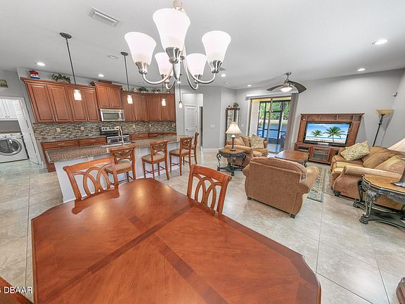 2nd image of 301 Tuscany Chase Dr