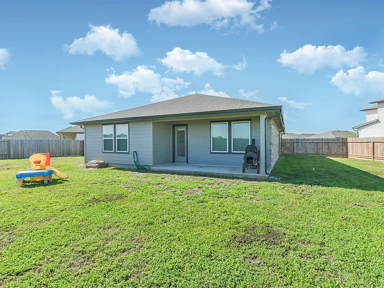 503 Rain Cloud Dr — Photo 35