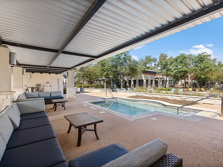 Artisan Apartments & Shops in Austin Texas
