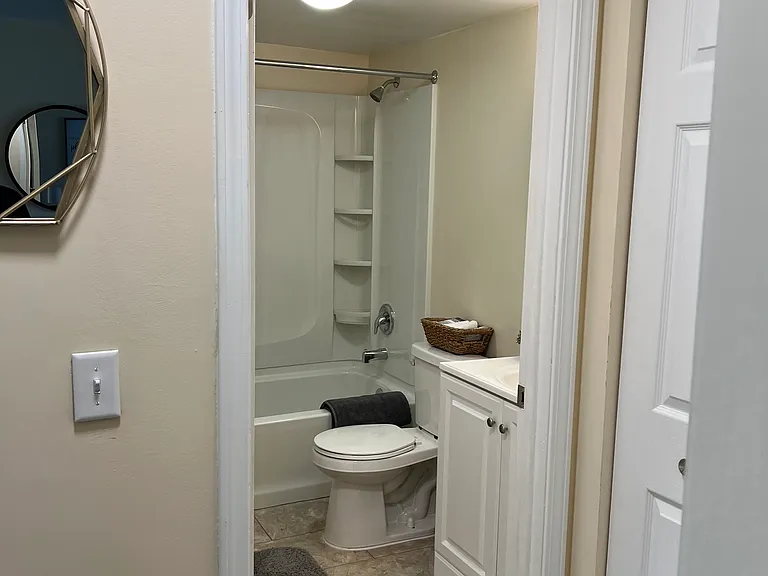 Greenleaf Meadows Apartments — Photo 10