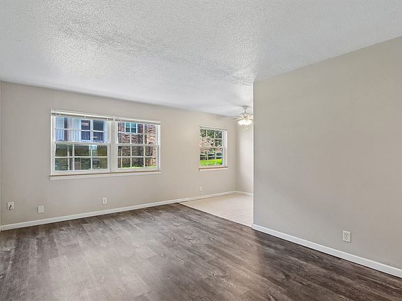 2nd image of 1402 21st Avenue Pl