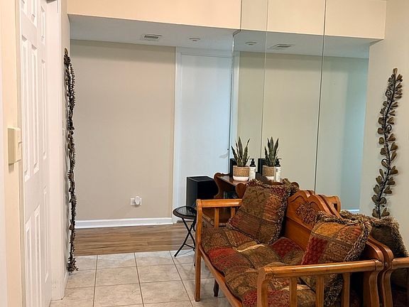 5th image of 1420 Woodbridge Rd APT 1A