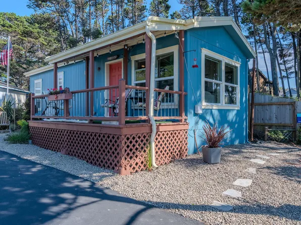4875 N Highway 101 #15, Depoe Bay, OR 97341