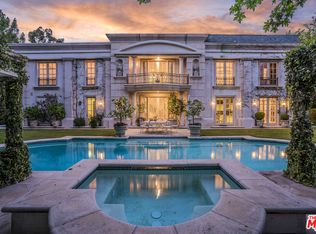9742 W Wendover Dr, Beverly Hills, CA 90210