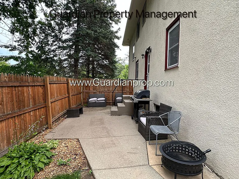 4400 Zenith Ave S — Photo 18