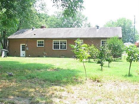 2nd image of 6 Lakeview Dr
