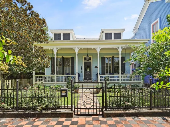 1209 Winnie St, Galveston, TX 77550