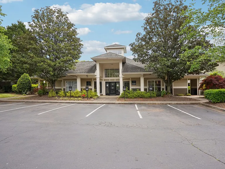 Camara Estates — Photo 20