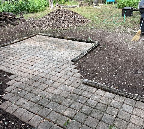 Large back yard with storage shed, property also has a lockable garage that is not shown here.