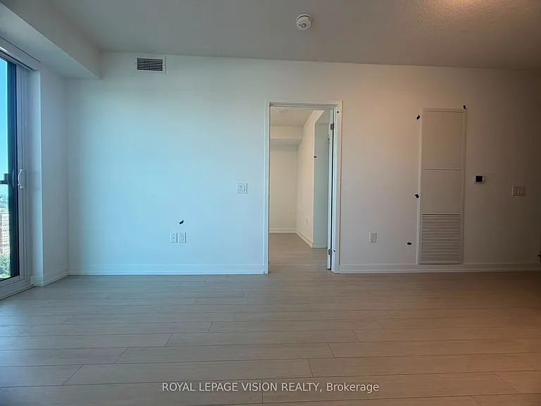 4010 Eglinton Ave W #1112 — Photo 8