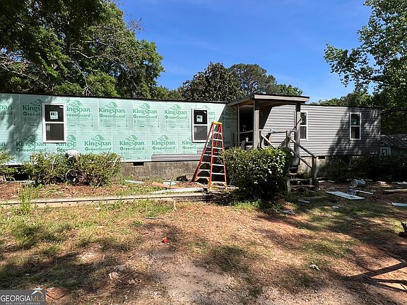 3rd image of 2310 High Rd #42