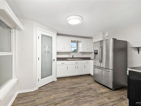 2nd image of 900 N 83rd St