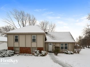 11029 W 99th St, Overland Park, KS 66214