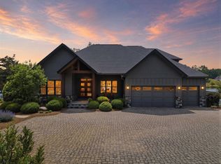 984 Mapleton Ln, Columbus, NC 28722