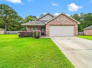 47 Hemingway Dr, Sumrall, MS 39482