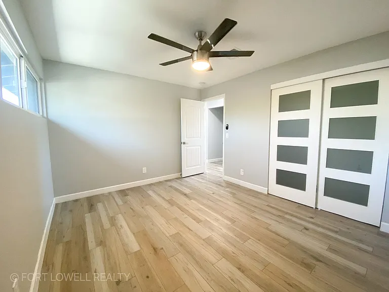 2626 E Culver St #1-2 — Photo 7