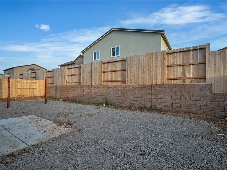 12658 Rosefinch Way — Photo 31