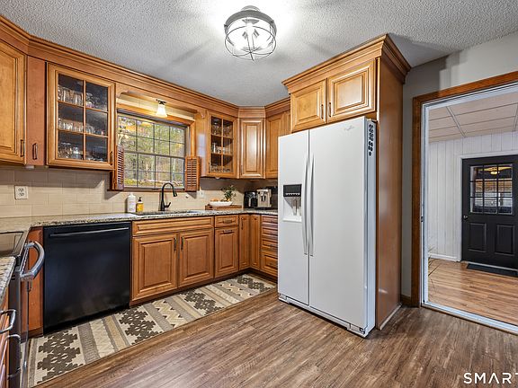 5th image of 1 Whitney Road