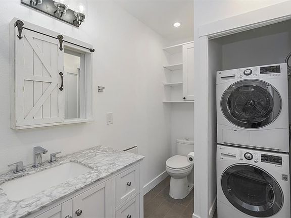 5th image of 44011 SE 78th St #B