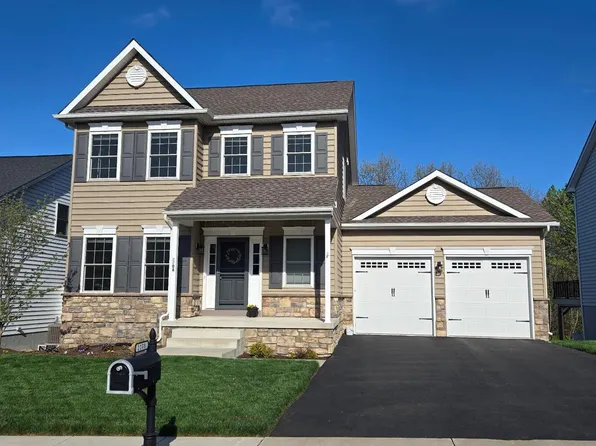 2208 Bridgeport Ave, Pennsburg, PA 18073