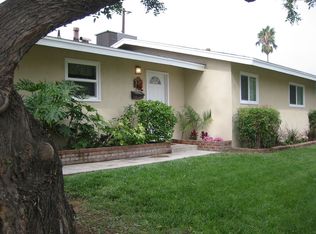 620 Hibiscus Dr, Redlands, CA 92373